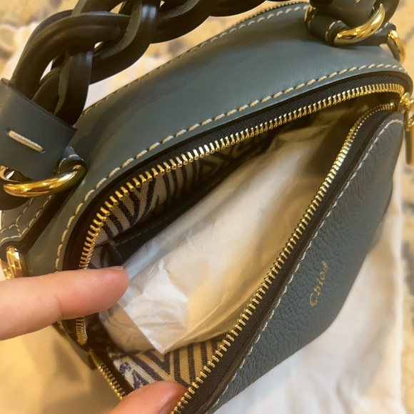 Authentic New Chloé Daria Crossbody- Retail $1,450 - Picture 7 of 15